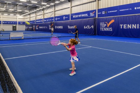 Huur een tennis binnenbaan / Ouder - Kind tennis - NTC